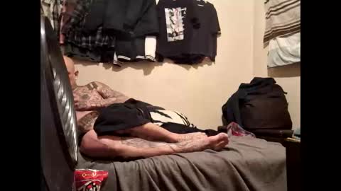 gnasty83 online show from January 7, 8:08 am