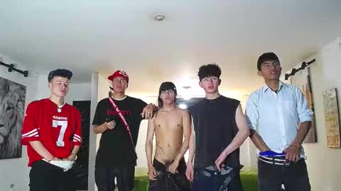 THOMAS AND DAMIAND online show from January 16, 7:45 pm