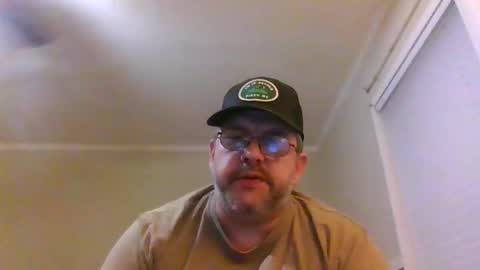 IDKIDCIDGAF online show from November 10, 1:30 am