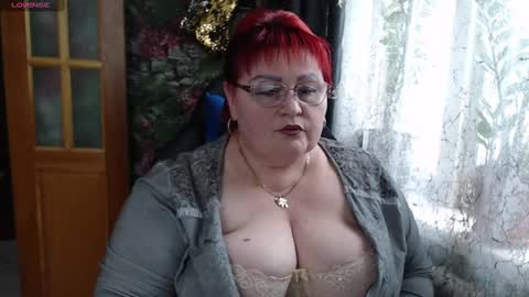 Snapshot of goddess57 chatting on February 26, 8:17 am Goddess online show from February 26, 8:17 am
