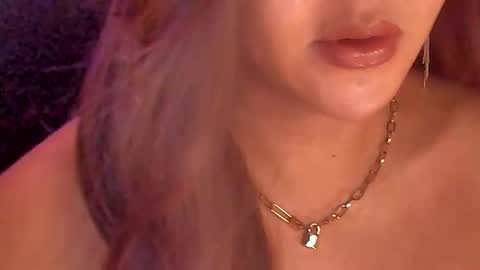 Barbie Brown online show from February 5, 4:16 am