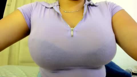 Snapshot of goddesschanell chatting on February 27, 1:30 am CHANELL online show from February 27, 1:30 am