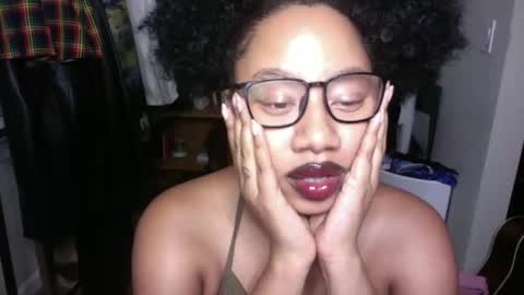 Snapshot of goddessdaisysky chatting on September 25, 2:51 am Goddess Daisy Sky online show from September 25, 2:51 am