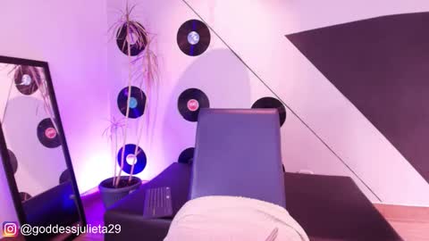 Julieta online show from March 27, 7:26 pm