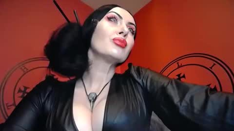 GODDESS MIDNIGHT online show from February 10, 12:35 am