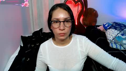  Naih Reyes online show from April 24, 2:24 am