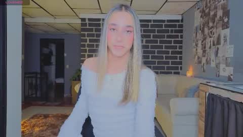 goddivaa online show from March 24, 6:19 am