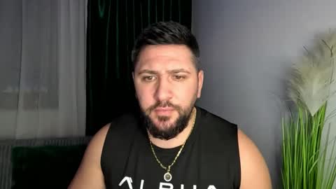 gold_alpha_boy online show from February 7, 7:17 pm