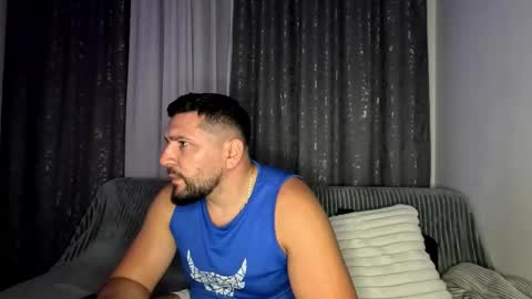 gold_alpha_boy online show from October 16, 6:29 pm