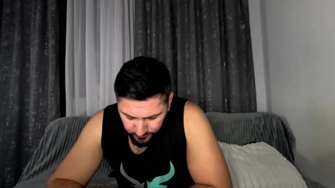 gold_alpha_boy online show from November 12, 7:49 pm