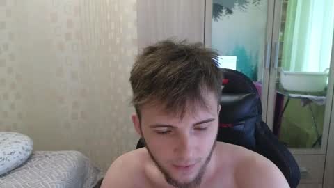 Golden boyyy21 online show from April 11, 3:27 pm