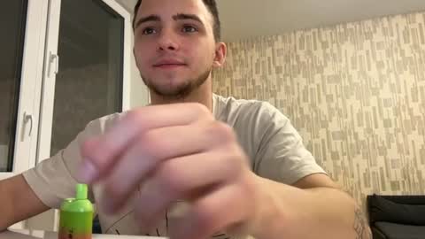 Golden boyyy21 online show from January 26, 3:36 pm