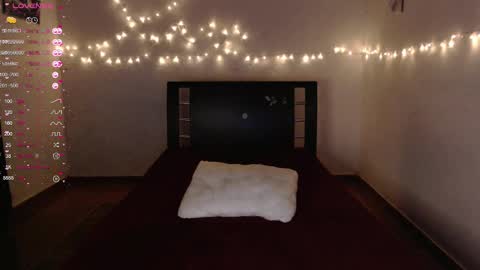 goldencandycotton online show from February 20, 11:21 pm