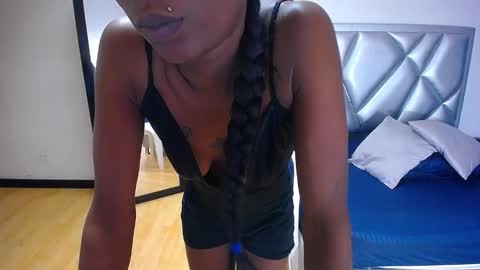 goldenn_ass1 online show from November 22, 4:55 am