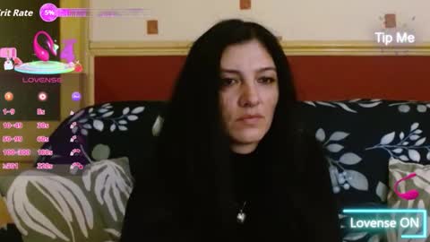 Snapshot of goldgirl89763 chatting on October 12, 10:22 pm goldgirl89763 online show from October 12, 10:22 pm