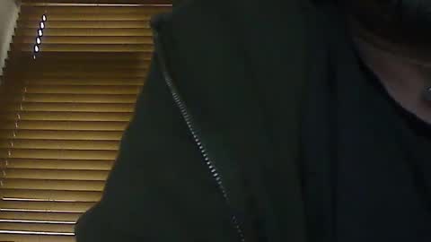 Snapshot of gomezzandthing chatting on October 18, 11:36 am Gomez Addams online show from October 18, 11:36 am