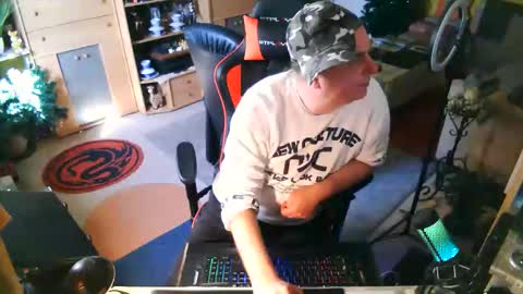 google5001 online show from April 25, 8:38 am