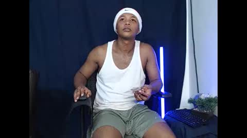 Snapshot of goos_cum chatting on December 5, 5:10 am Goos online show from December 5, 5:10 am