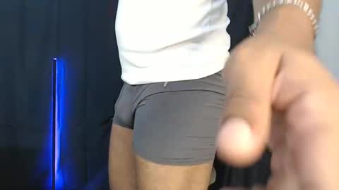 Snapshot of goos_cum chatting on January 6, 5:30 am Goos online show from January 6, 5:30 am