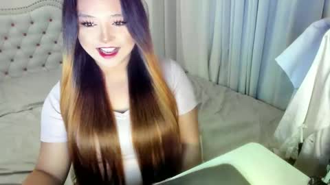 Amanda rose online show from March 12, 6:00 pm