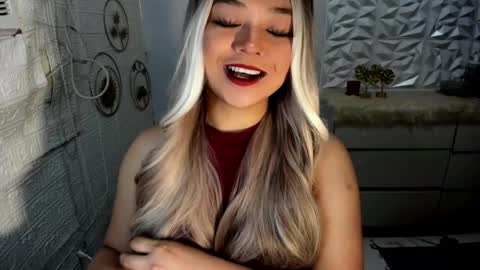 Amanda rose online show from October 15, 11:59 pm