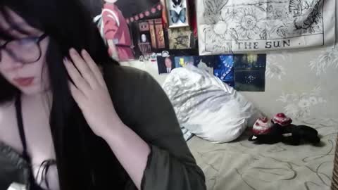 Amy online show from March 6, 8:37 pm