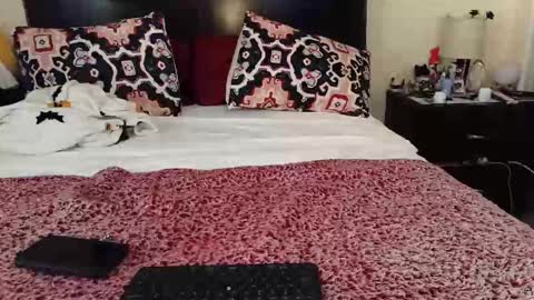 gothbaby305 online show from December 1, 12:47 pm