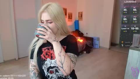 traumfrau Kira angel face devil eyes I SELL A LOT VIDEO IN GALLERY online show from March 14, 11:36 am