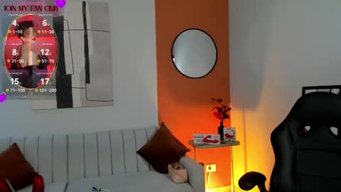 Zuly online show from September 21, 7:51 pm