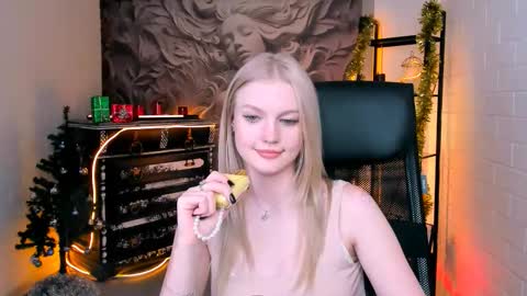 Grace Glamour online show from December 13, 7:53 pm