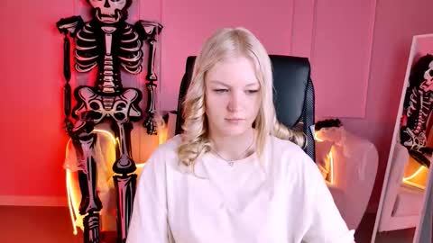 Grace Glamour online show from October 22, 5:43 am