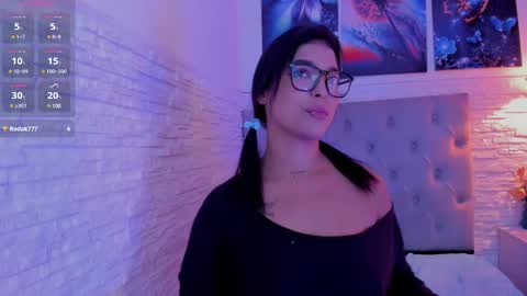 Snapshot of graceymilf999 chatting on March 12, 2:34 pm Gracey Milf online show from March 12, 2:34 pm