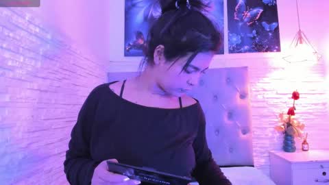 Snapshot of graceymilf999 chatting on March 12, 11:31 am Gracey Milf online show from March 12, 11:31 am