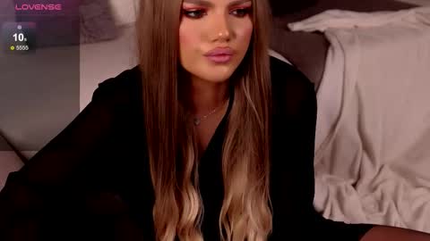 Grace online show from December 18, 3:18 pm