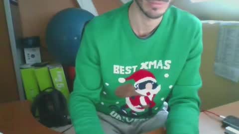 Snapshot of grandbi chatting on December 23, 10:21 am grandbi online show from December 23, 10:21 am