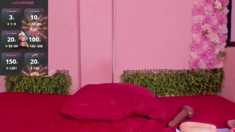 Snapshot of grandmother_milf chatting on October 13, 12:23 am Mi Name is violeta online show from October 13, 12:23 am
