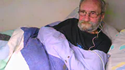 Mark online show from February 5, 4:06 am