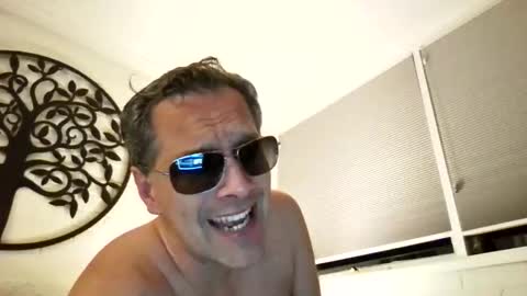 grattitude online show from September 25, 1:07 pm