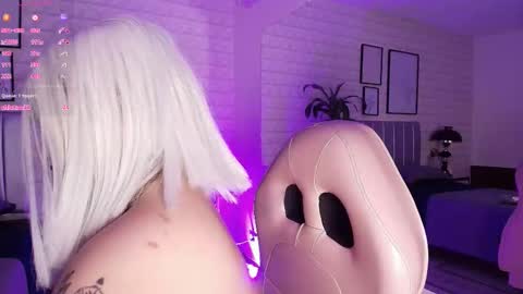   online show from September 13, 7:27 pm