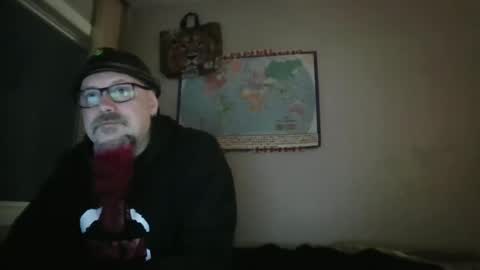 Snapshot of gregrev chatting on March 9, 2:07 am gregrev online show from March 9, 2:07 am