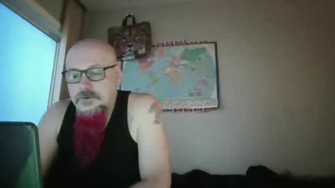 Snapshot of gregrev chatting on February 19, 1:08 am gregrev online show from February 19, 1:08 am