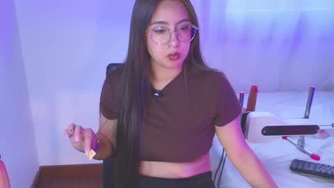 Jenny online show from March 11, 9:29 pm