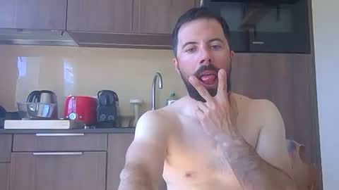 grimpeurdu74 online show from April 25, 8:27 am