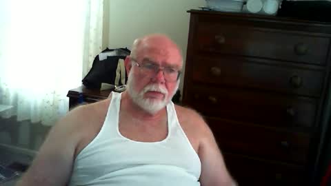 Gary online show from April 24, 10:45 pm