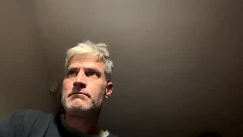 guardiannif_ online show from February 28, 8:28 pm