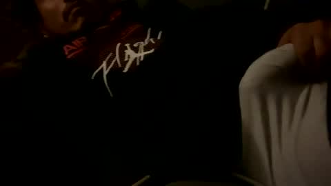 Snapshot of guerra938644 chatting on December 30, 5:04 am BulgeAddiction online show from December 30, 5:04 am