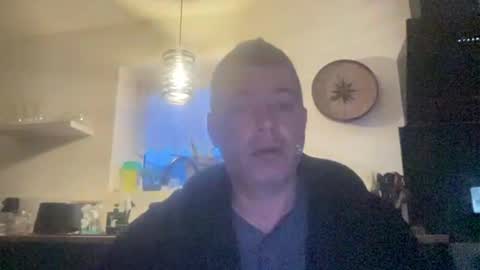 guil0 online show from March 17, 9:58 am