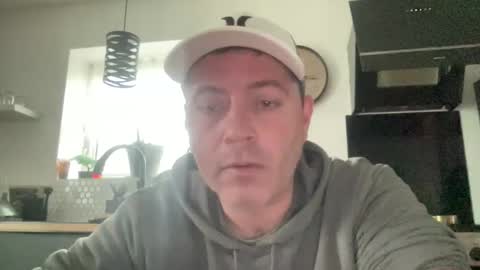 guil0 online show from January 10, 1:16 pm