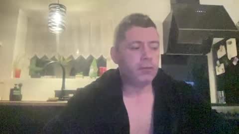 guil0 online show from February 14, 6:38 am