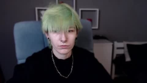 guitarandangell online show from November 1, 11:09 am